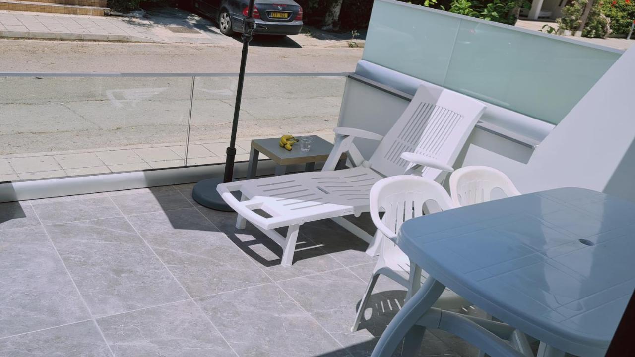 Apartment Nissi Twins Apts