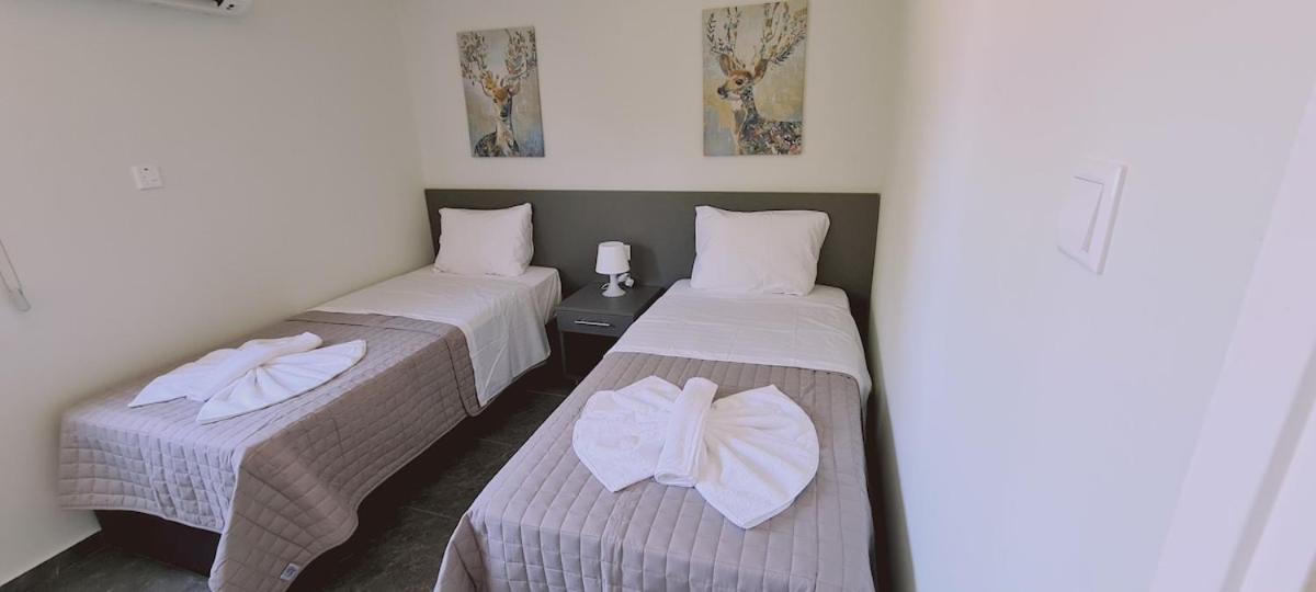Apartment Nissi Twins Apts