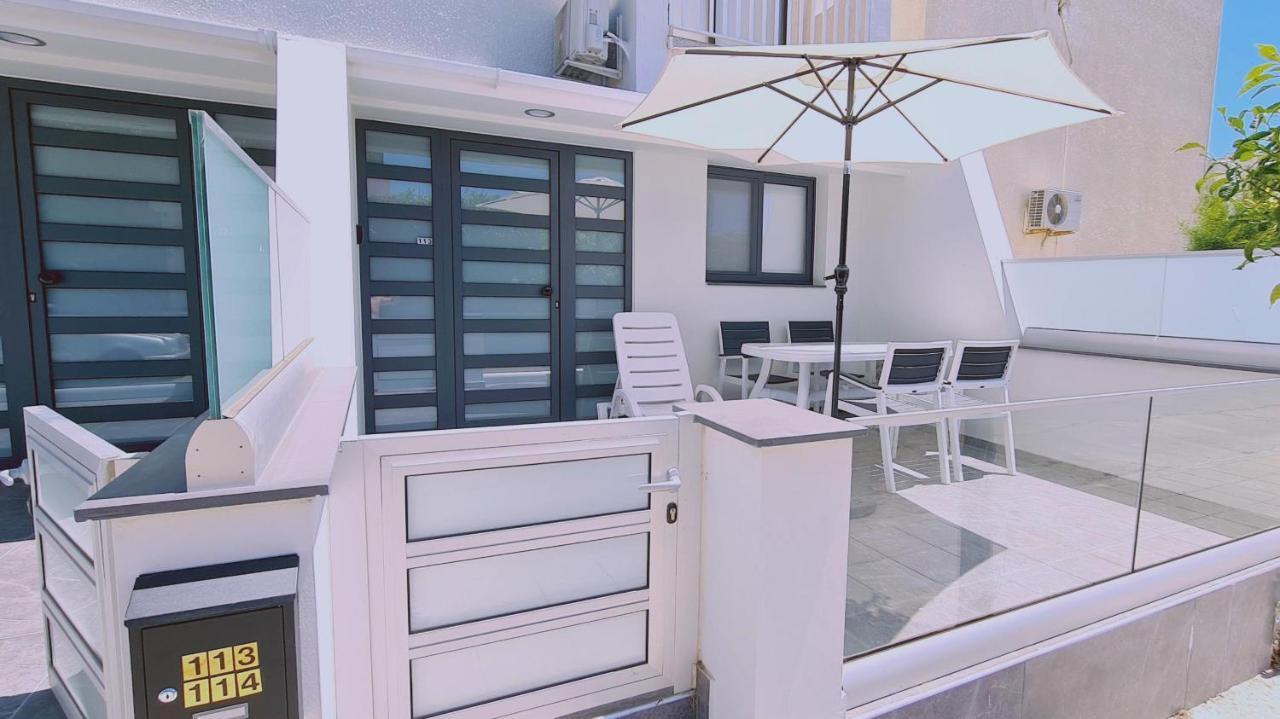 Apartment Nissi Twins Apts *