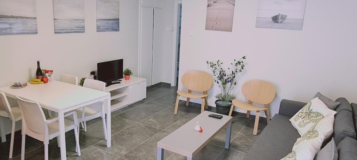 Apartment Nissi Twins Apts