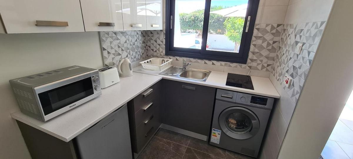 Apartment Nissi Twins Apts