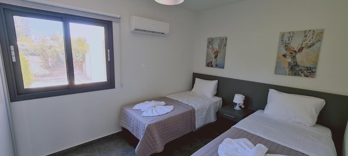 Nissi Twins Apts